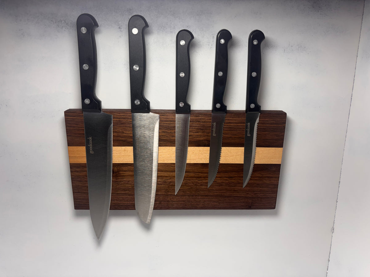 Hanging magnetic knife block